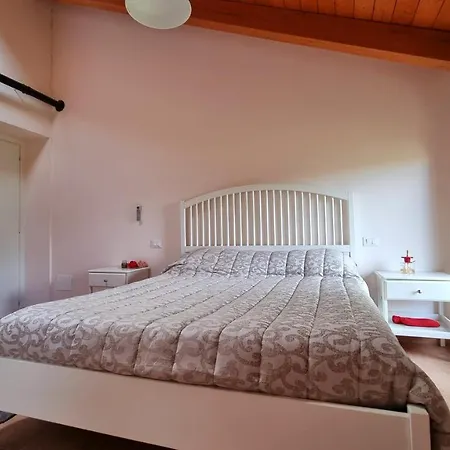 Il Casale Di Giovanna Kır Evi Offida